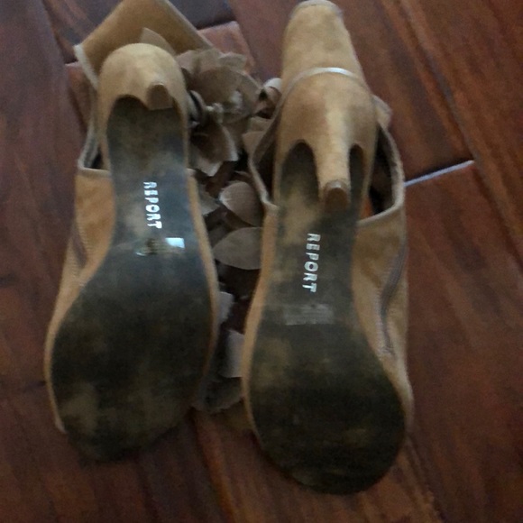 Report Peep Toe High Heeled Ankle Boots - Picture 3 of 3